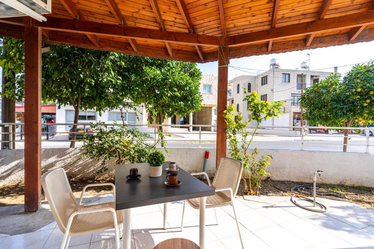 Azure 2-Br W/Terrace In Larnaca Apartment Exterior photo